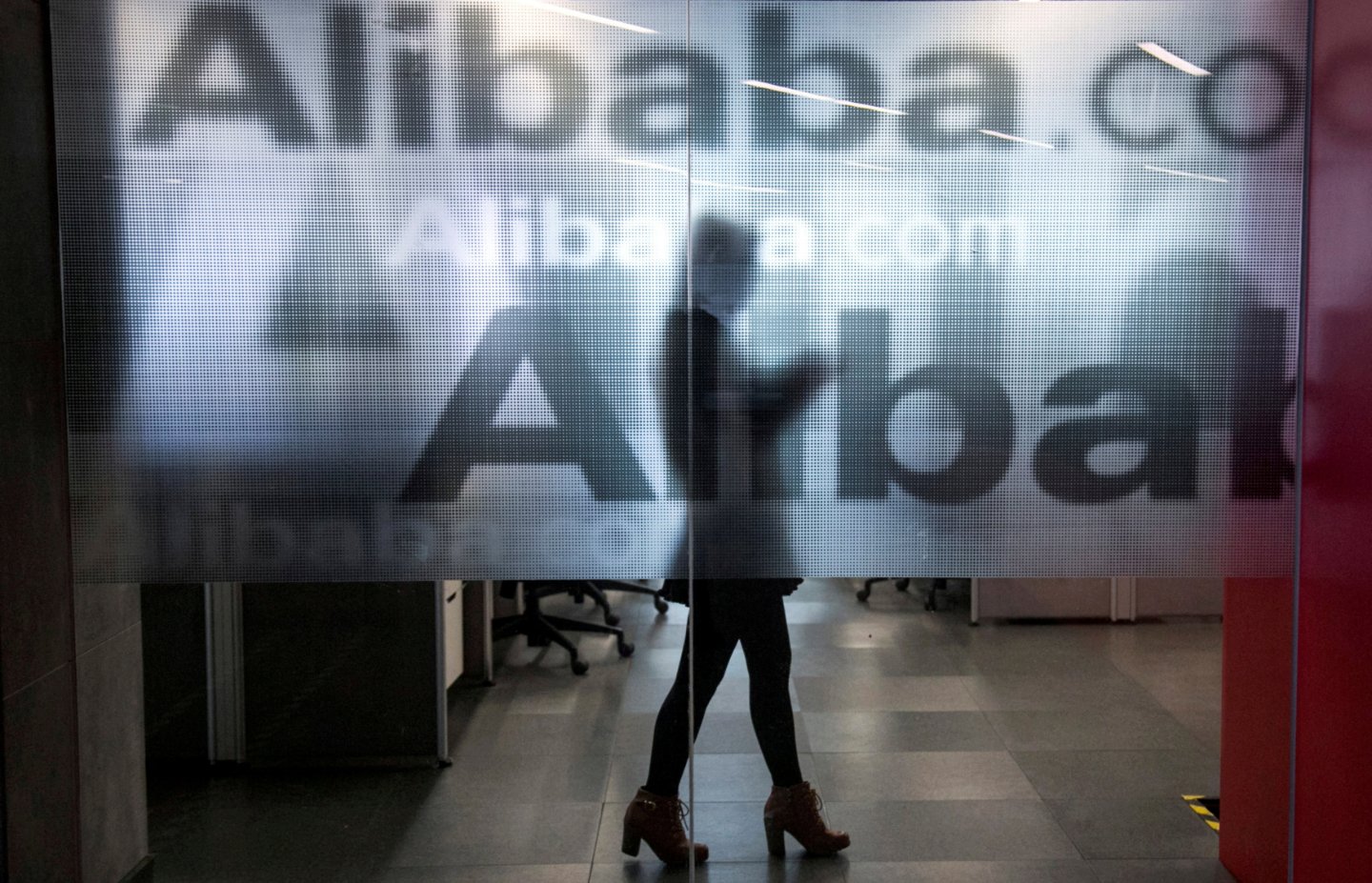Alibaba Opens Up an AI Image Model That Works in 8 Steps